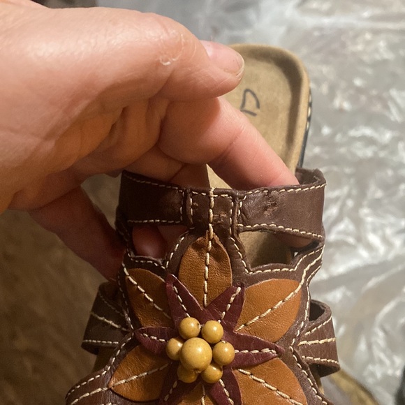 Women's Clark Sandals  Size 10 M - Picture 7 of 7